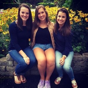 Meet your Posher, Elyse